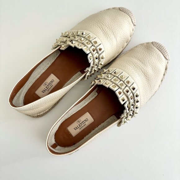 VALENTINO GARAVANI Rockstud Cream Pebbled Leather Espadrille Flats Size 8 - Picture 1 of 13